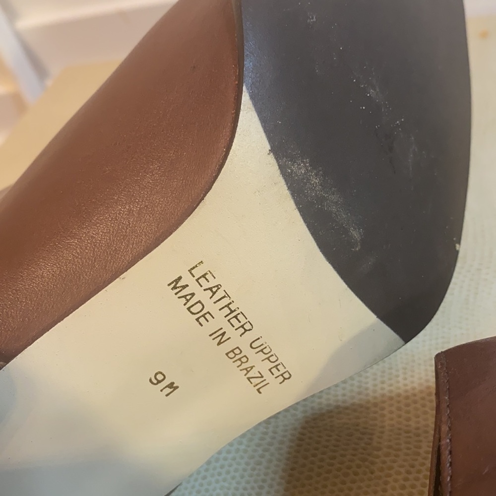 Bruno Valenti Brown Leather Booties - Picture 4 of 9